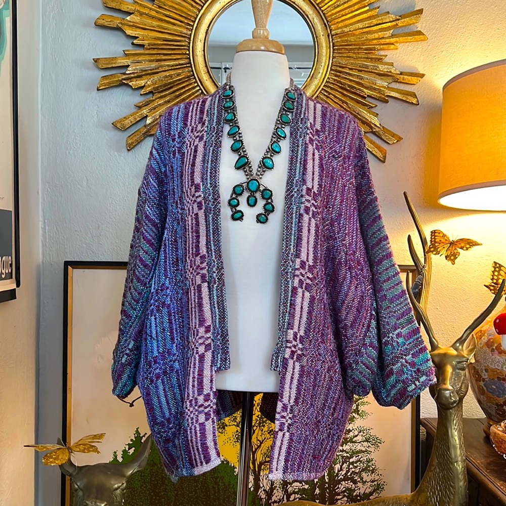 Vintage Leslie wright handwovens purple knit kimono sweater